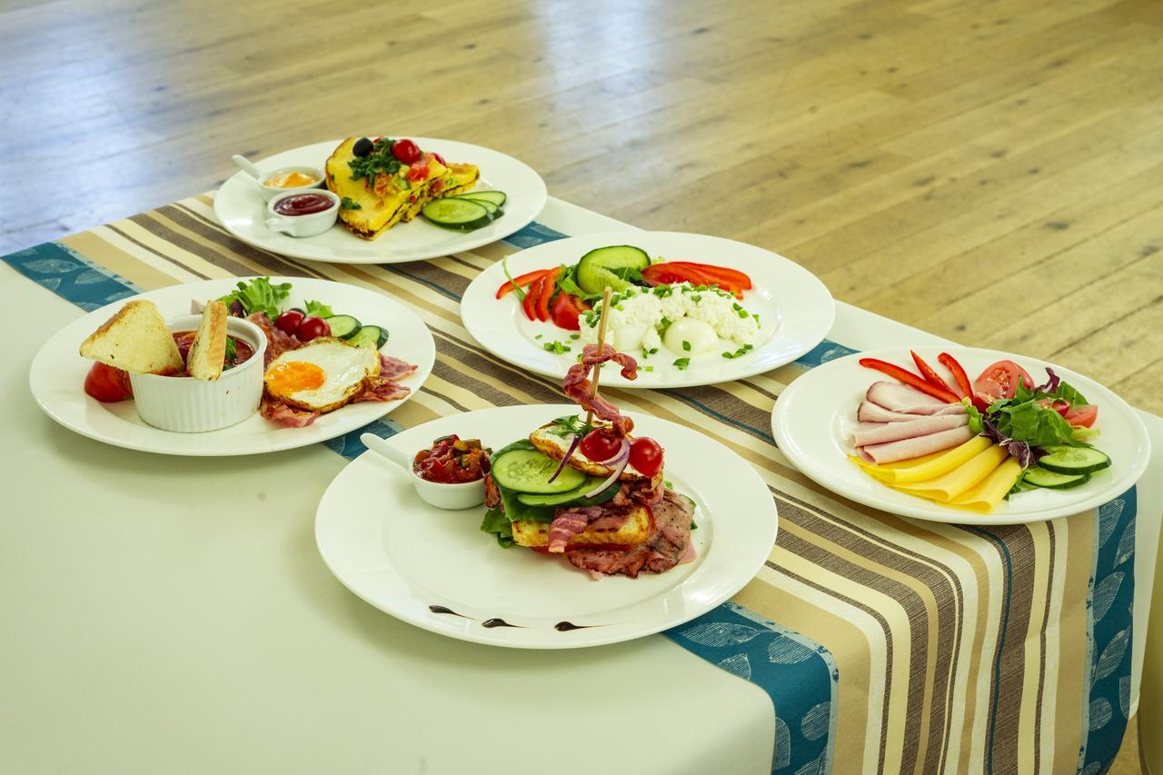 Hotel - Restauracja Platan Sędziszów Małopolski Buitenkant foto